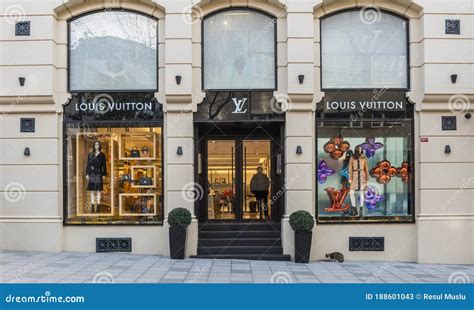 lv türkiye fiyatları|Louis Vuitton Istanbul Nisantasi store, Turkey.